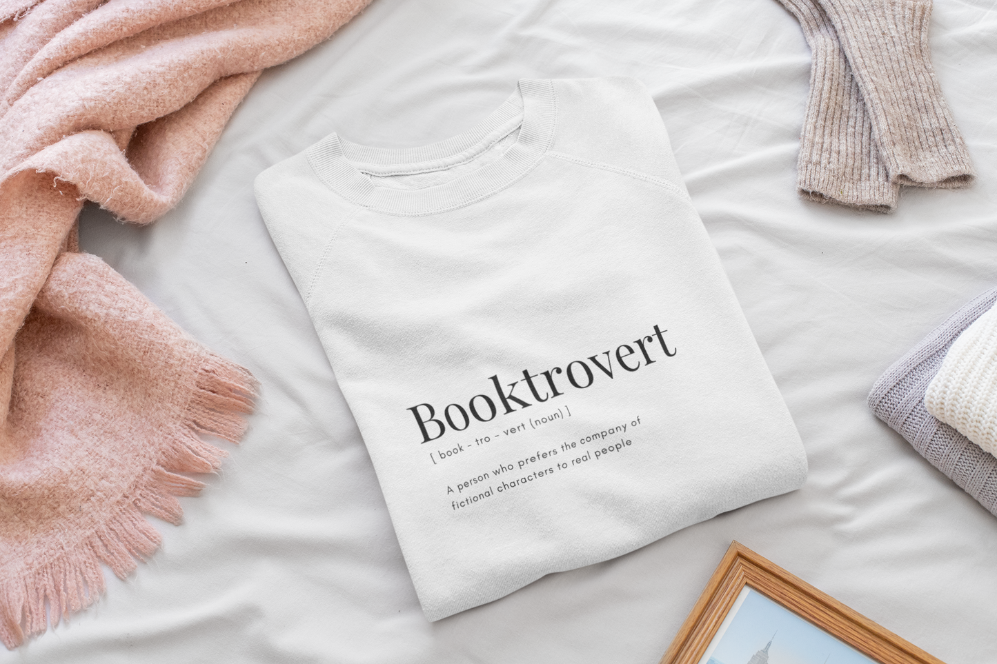 Booktrovert Sweatshirt