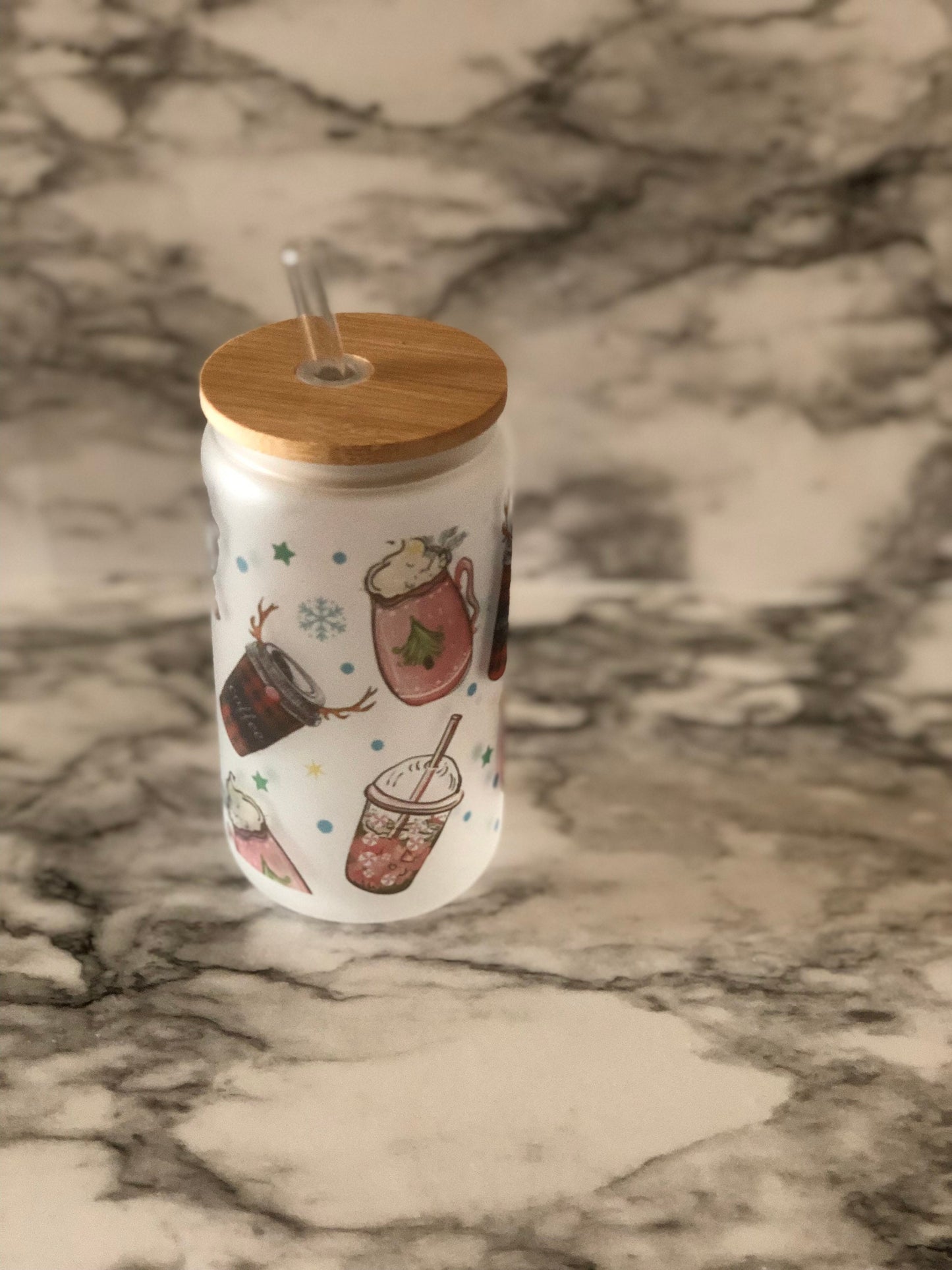 I run on coffee and Christmas cheer 13oz Beer Can Glass cup